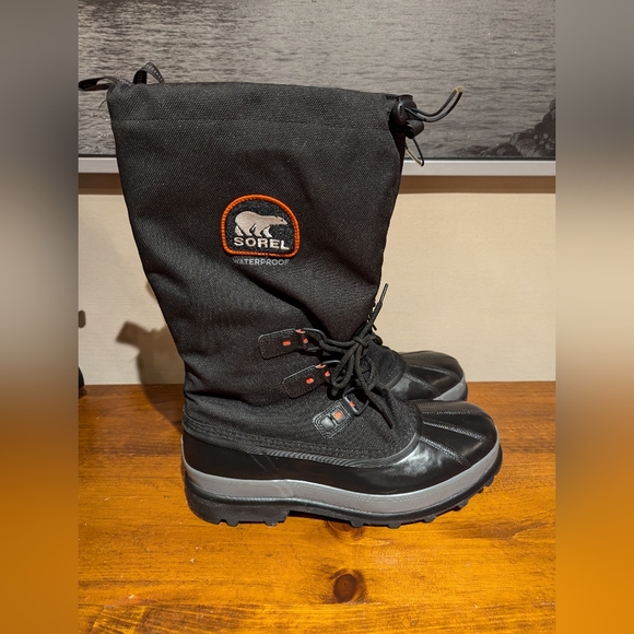 Sorel Bear XT Waterproof Winter Boots - Picture 3 of 7